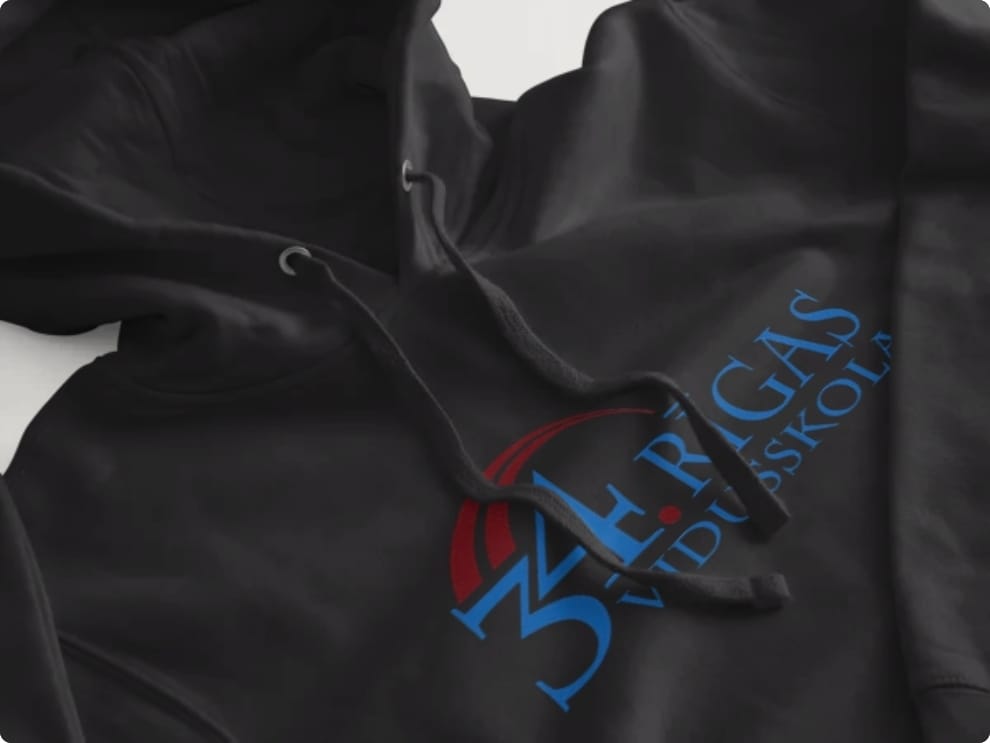 Melns pieaugušo hūdijs