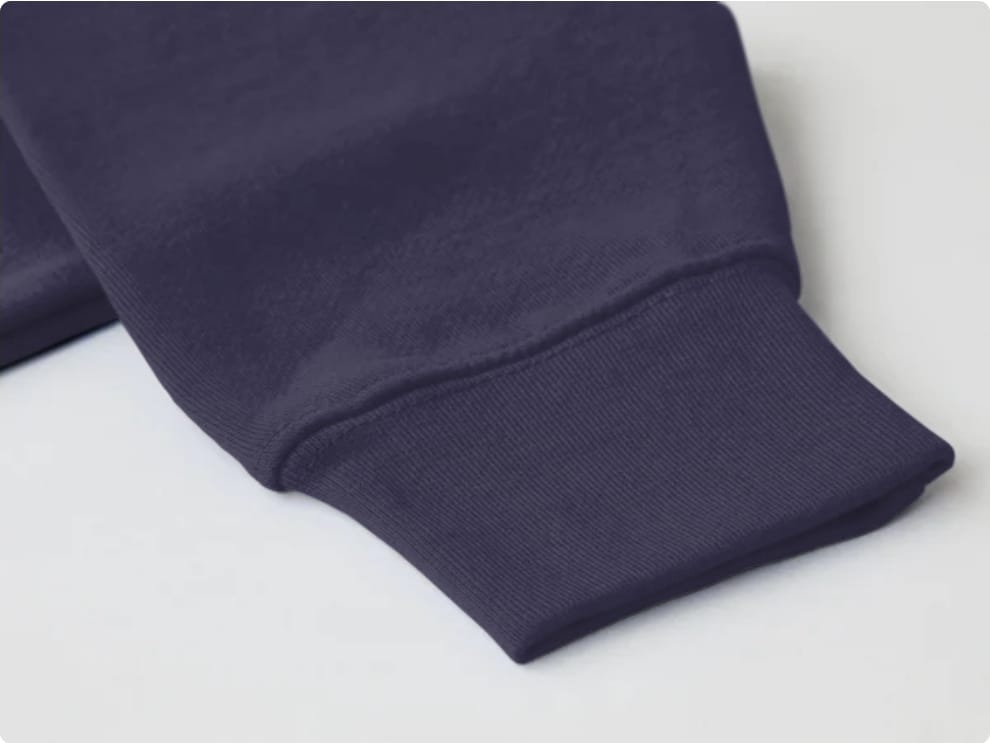 Tumši zils pieaugušo hūdijs